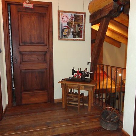 Les Chevreuils Bed and Breakfast Introd Exterior foto